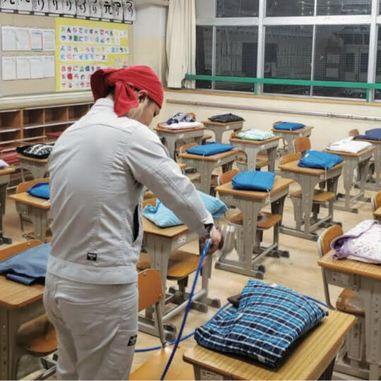 学校光触媒